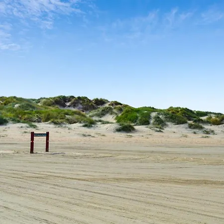 Illughi - 500m From The Sea By Interhome Apartamento Lakolk