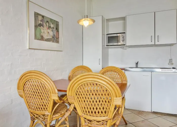 Illughi - 500m From The Sea By Interhome Lakolk